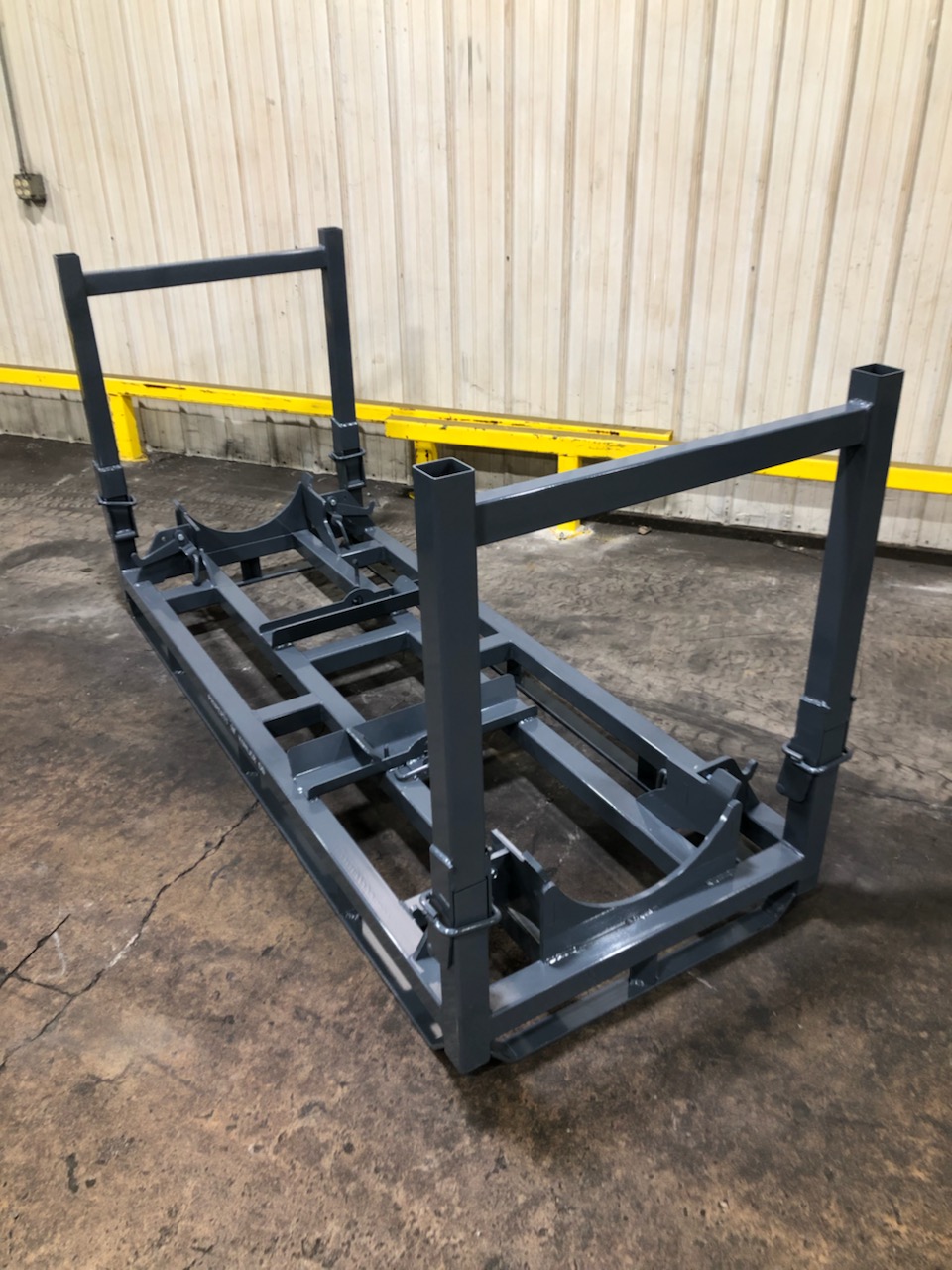 img3 Large V8 Engine Rack